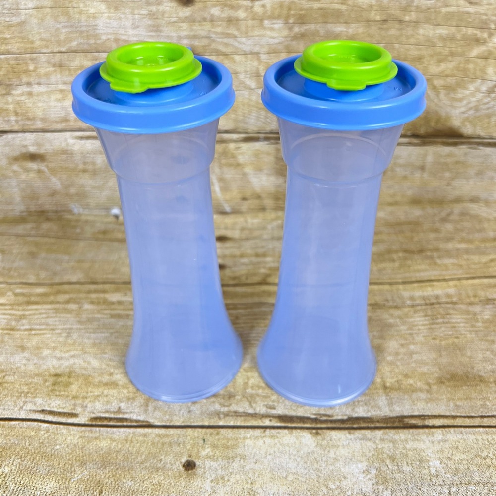 Tupperware Hourglass Salt and Pepper Shakers Blue and Green 6 inch